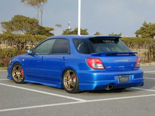 Накладки на пороги "Liberal" Subaru Impreza (Кузова GGA, GGB) купить недорого с доставкой в Балашиха