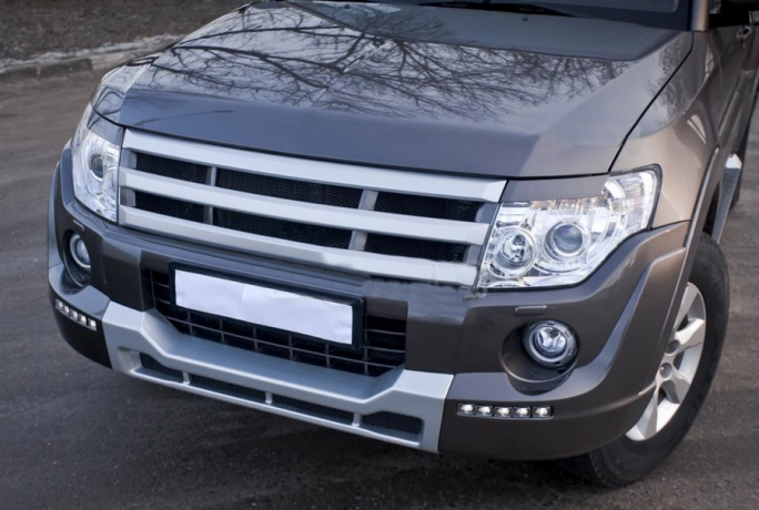 Накладка (юбка) переднего бампера "Broomer Design" (Без ДХЛ) для Mitsubishi Pajero IV (2006-2015) купить недорого с доставкой в Балашиха