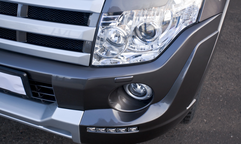 Накладка (юбка) переднего бампера "Broomer Design" (Без ДХЛ) для Mitsubishi Pajero IV (2006-2015) купить недорого с доставкой в Балашиха