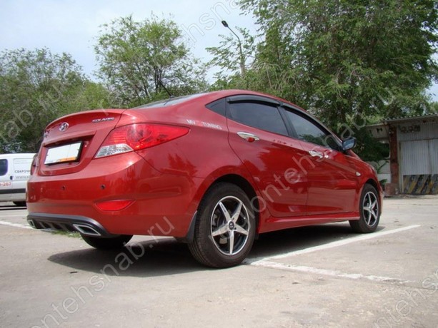 Диффузор заднего бампера var №2 (текстурный пластик) для Hyundai Solaris (2010-2013) купить недорого с доставкой в Балашиха