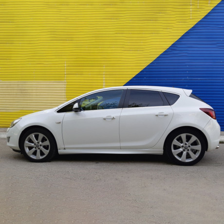 Накладки на пороги для Opel Astra J (2009-2015) купить недорого с доставкой в Балашиха